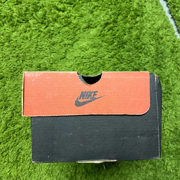Vintage 1990’s NIKE Shoebox (empty) - Picture 4 of 9